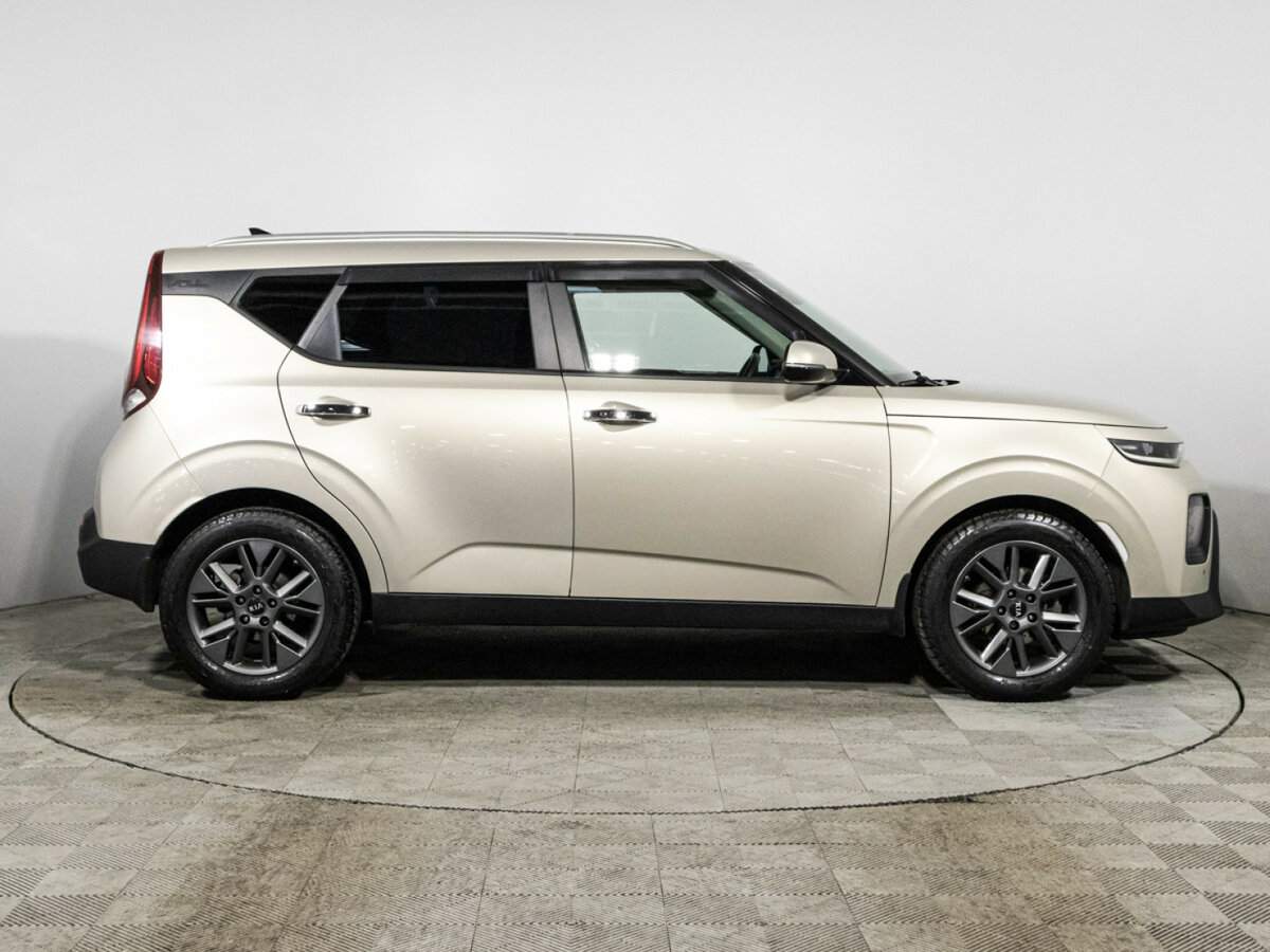Купить Kia Soul с пробегом. Фото: #3