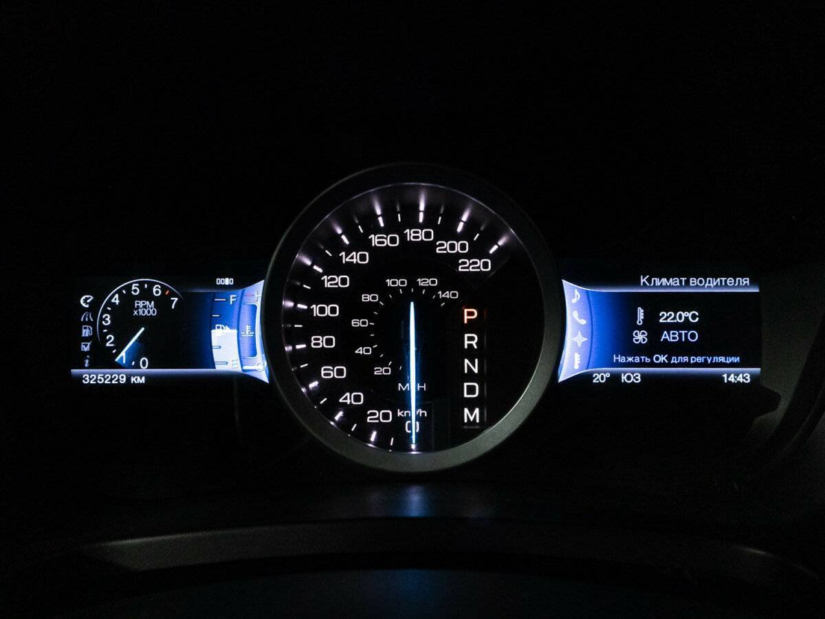 Купить Ford Explorer с пробегом. Фото: #9