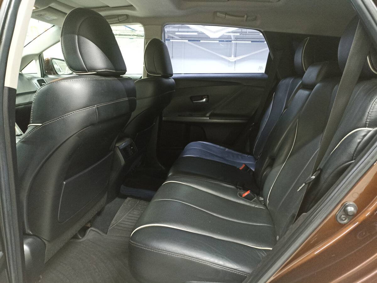 Купить Toyota Venza с пробегом. Фото: #11