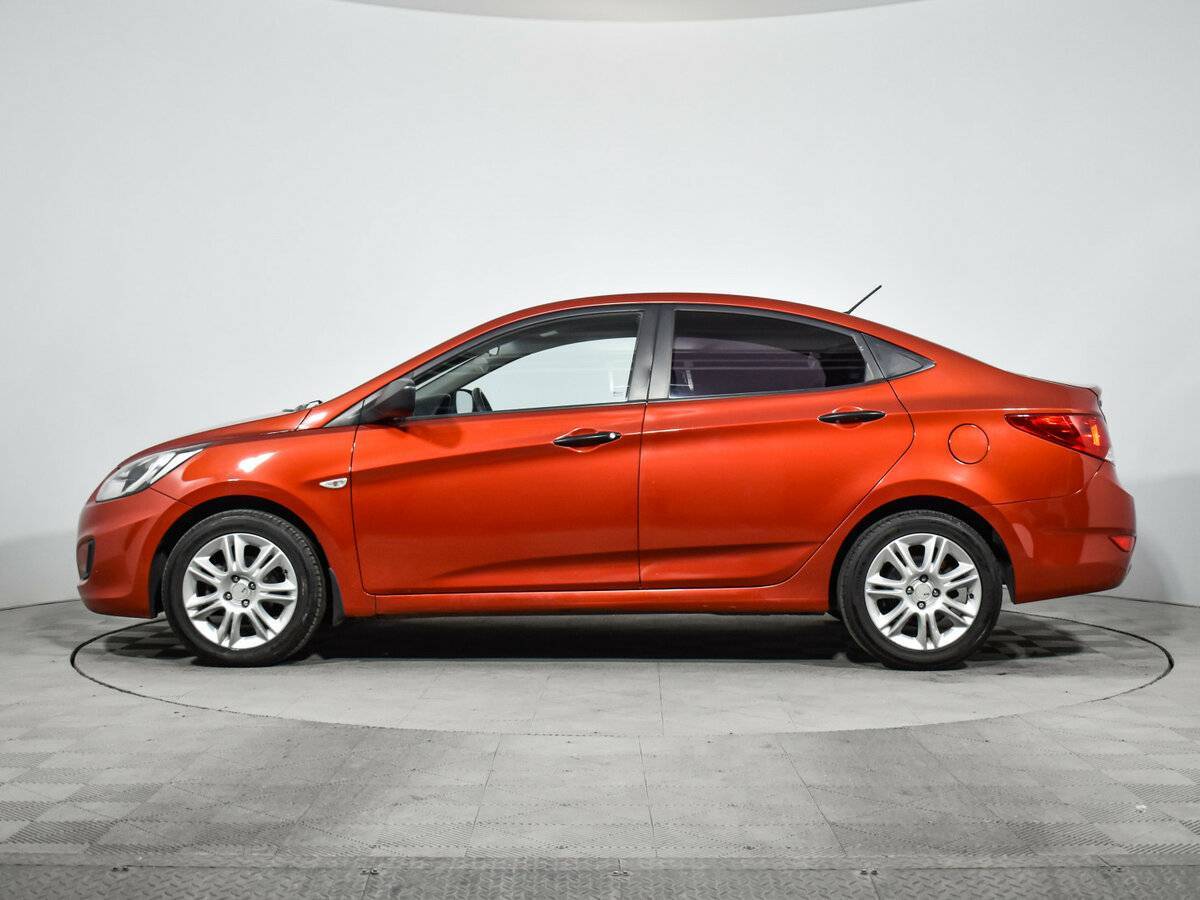 Купить Hyundai Solaris с пробегом. Фото: #7