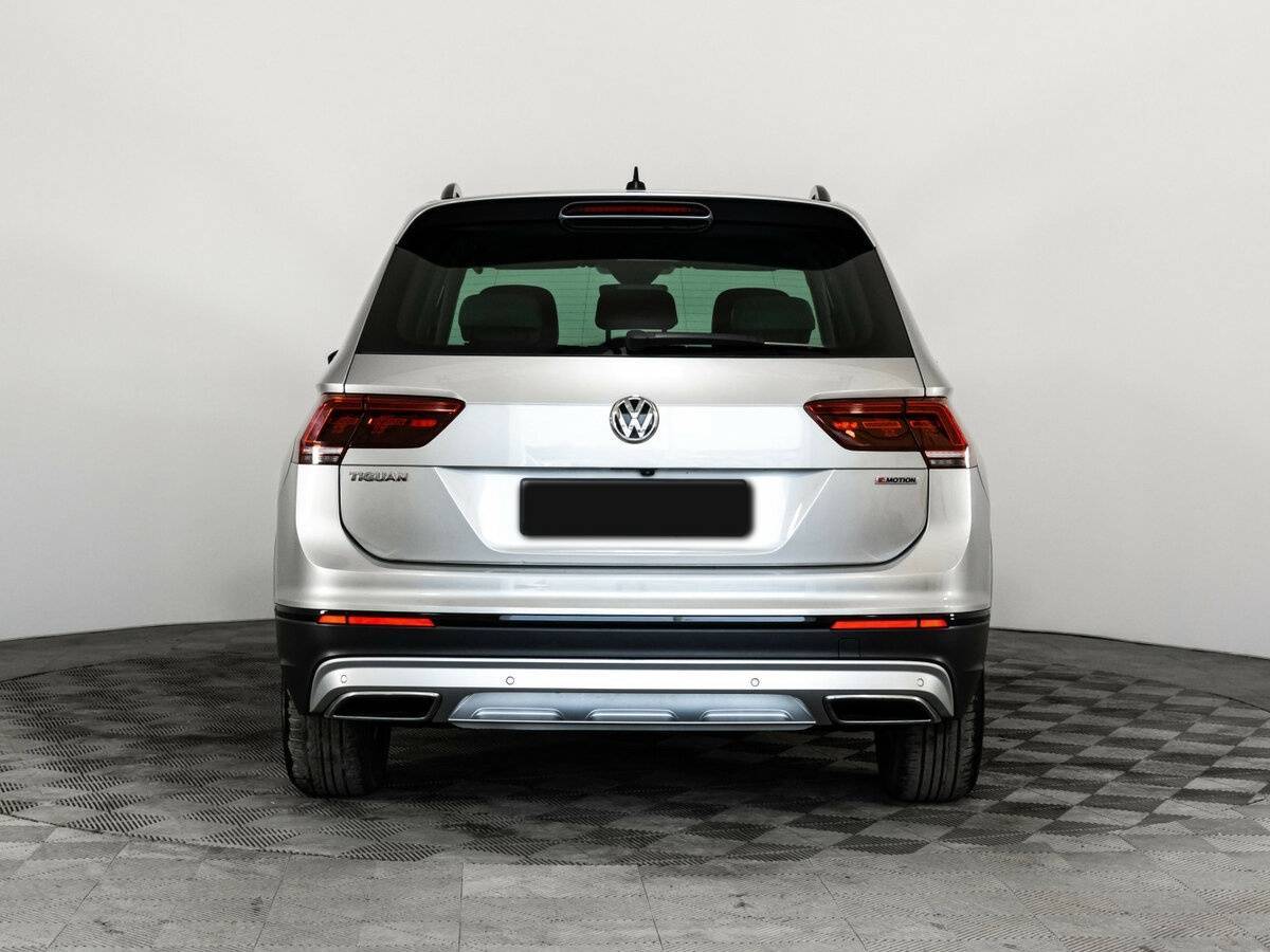 Купить Volkswagen Tiguan с пробегом. Фото: #4
