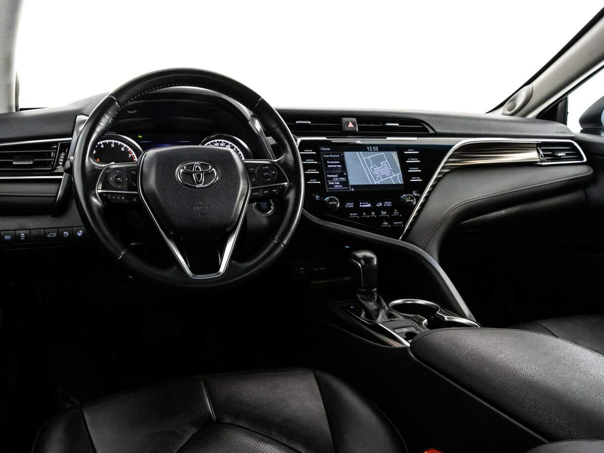 Купить Toyota Camry с пробегом. Фото: #11