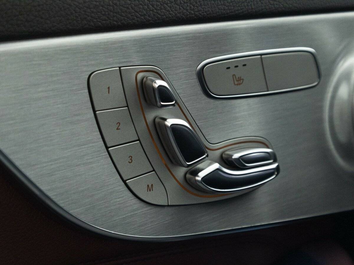 Купить Mercedes-Benz C-Класс с пробегом. Фото: #16