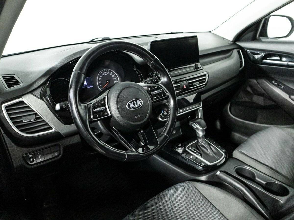 Купить Kia Seltos с пробегом. Фото: #10