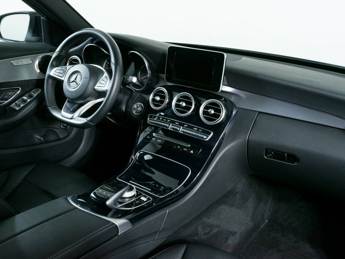 Купить Mercedes-Benz C-Класс с пробегом. Фото: #9