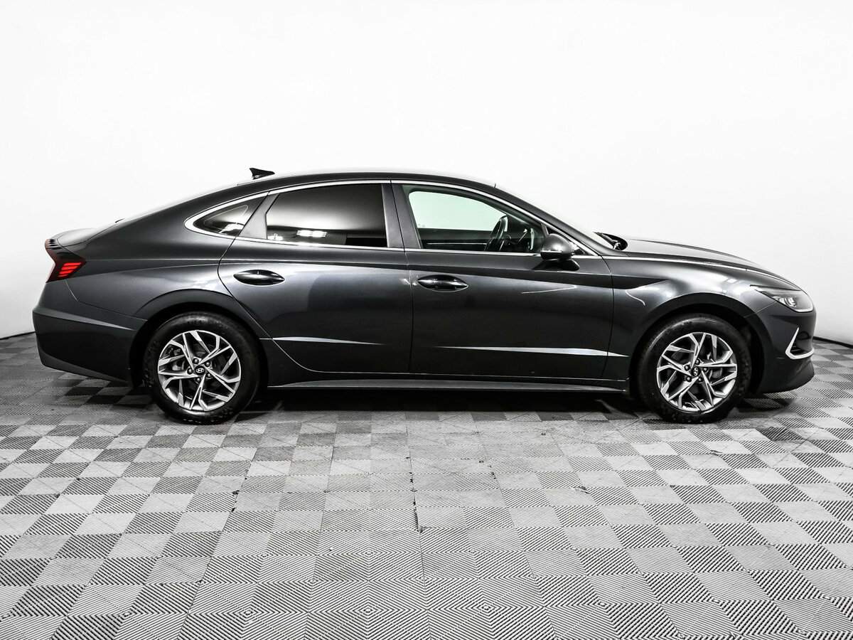 Купить Hyundai Sonata с пробегом. Фото: #3