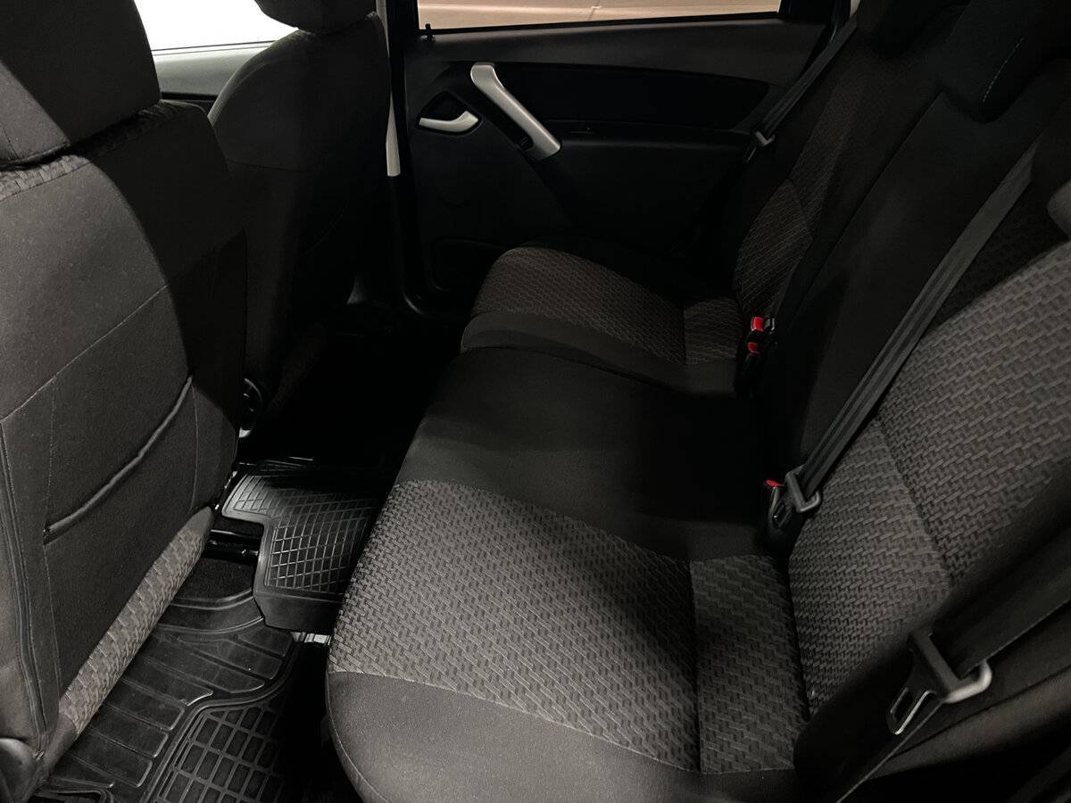 Купить Datsun on-DO с пробегом. Фото: #10