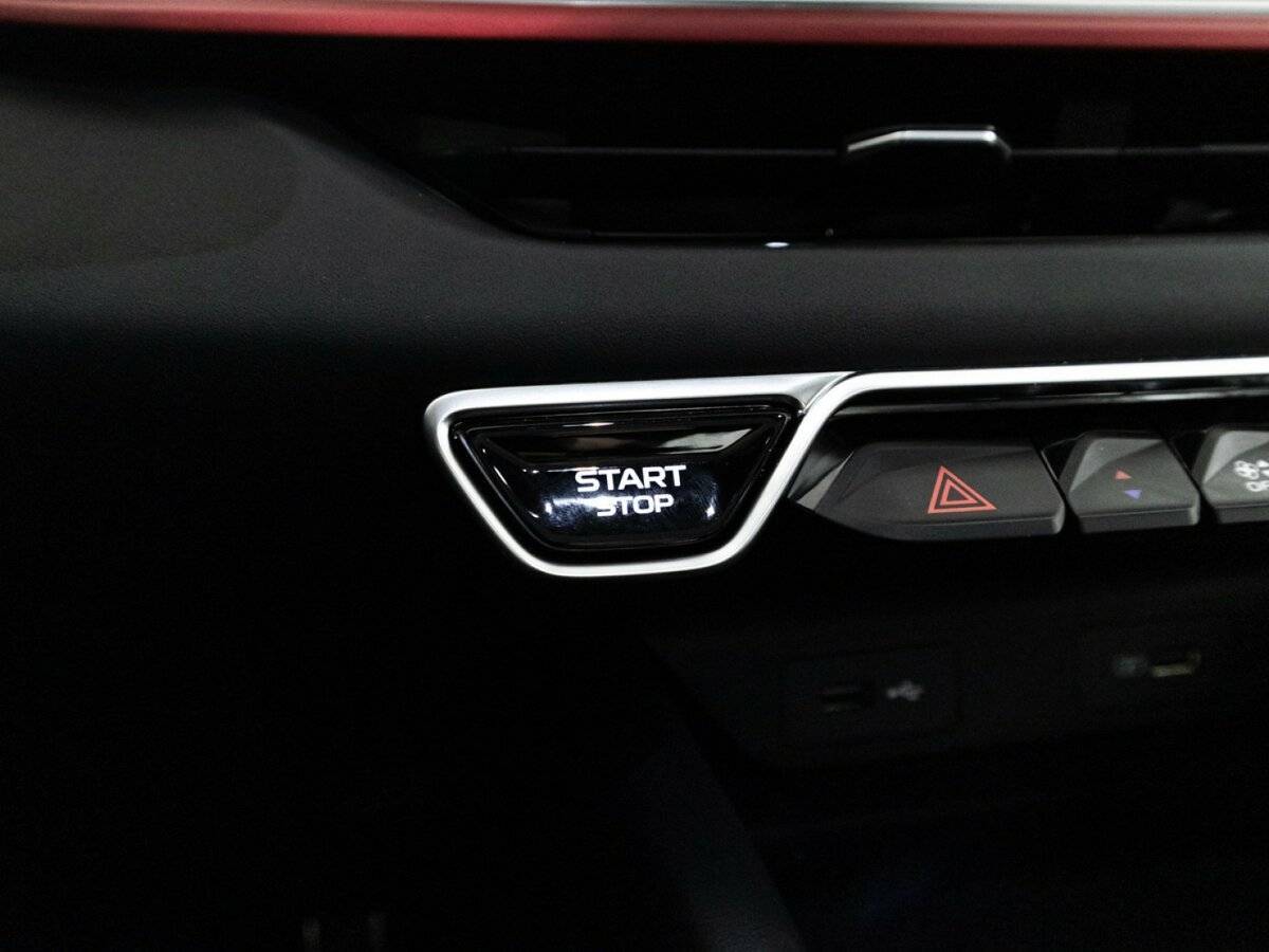 Купить Geely Coolray с пробегом. Фото: #22