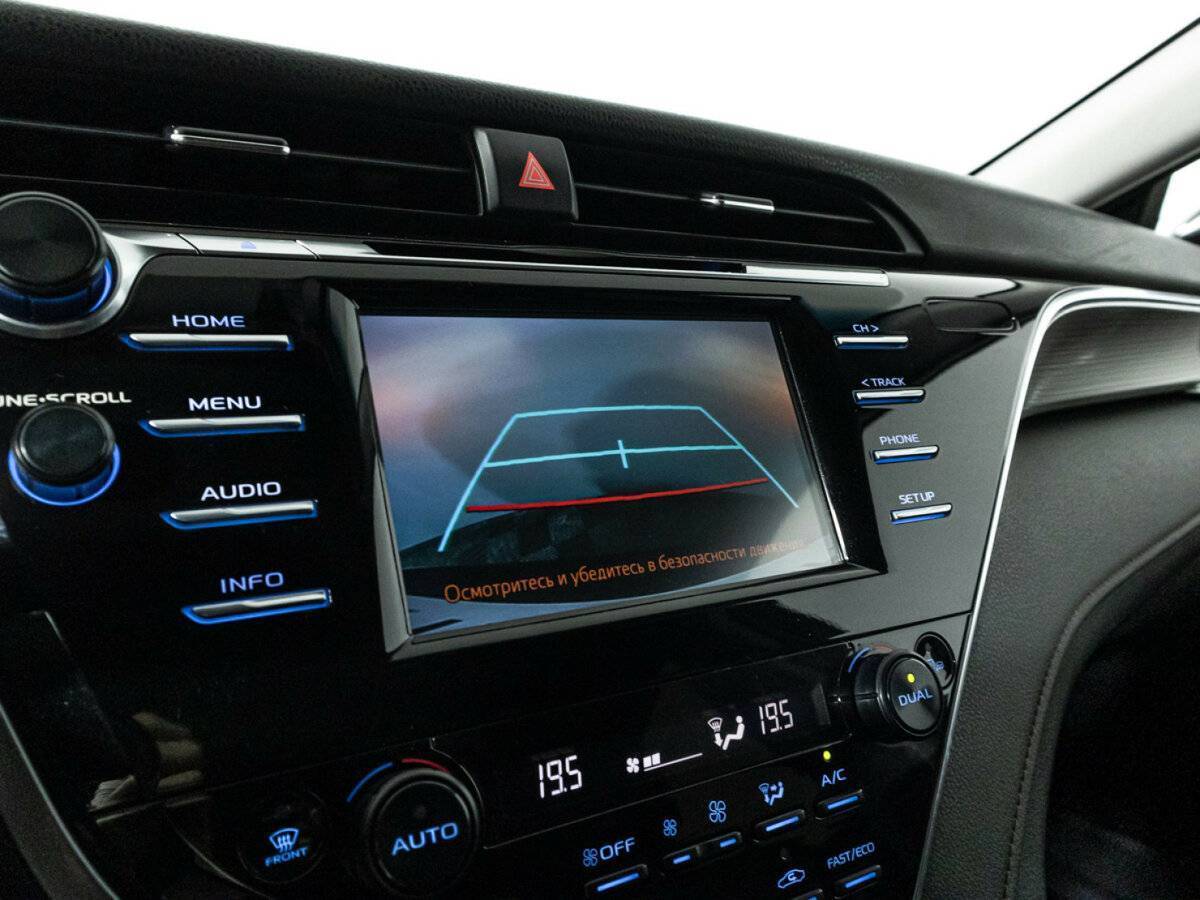 Купить Toyota Camry с пробегом. Фото: #15