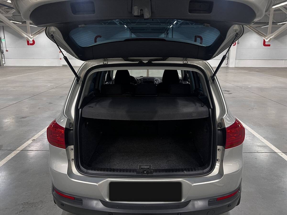 Купить Volkswagen Tiguan с пробегом. Фото: #9