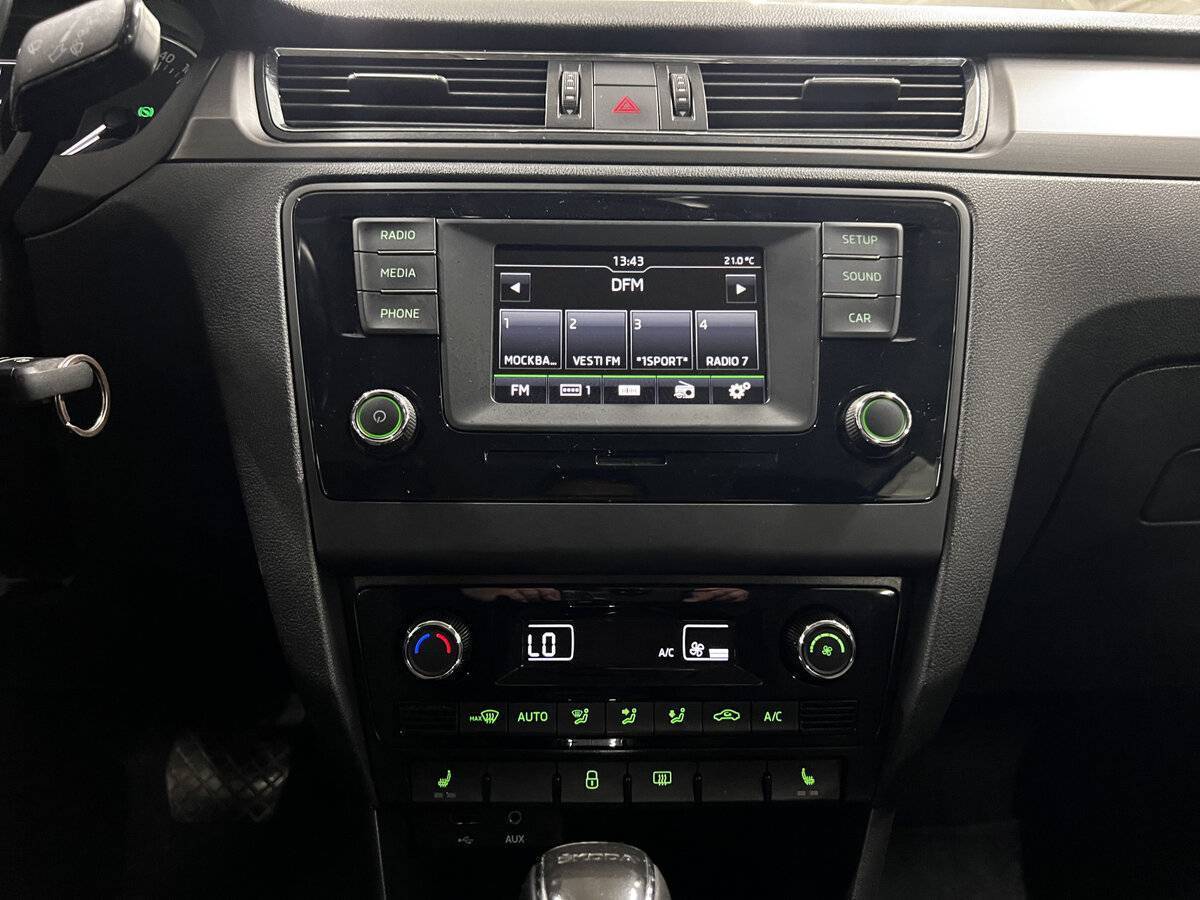 Купить Skoda Rapid с пробегом. Фото: #14