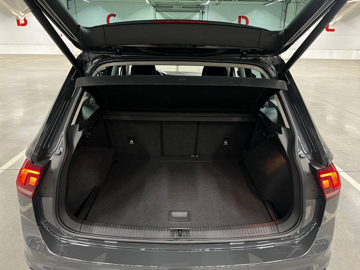 Купить Volkswagen Tiguan с пробегом. Фото: #9