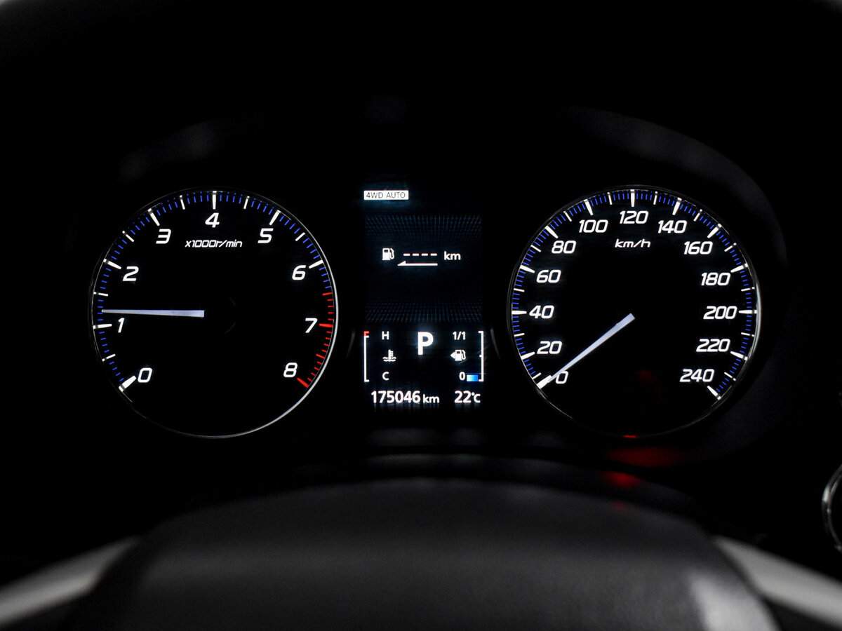 Купить Mitsubishi Outlander с пробегом. Фото: #20