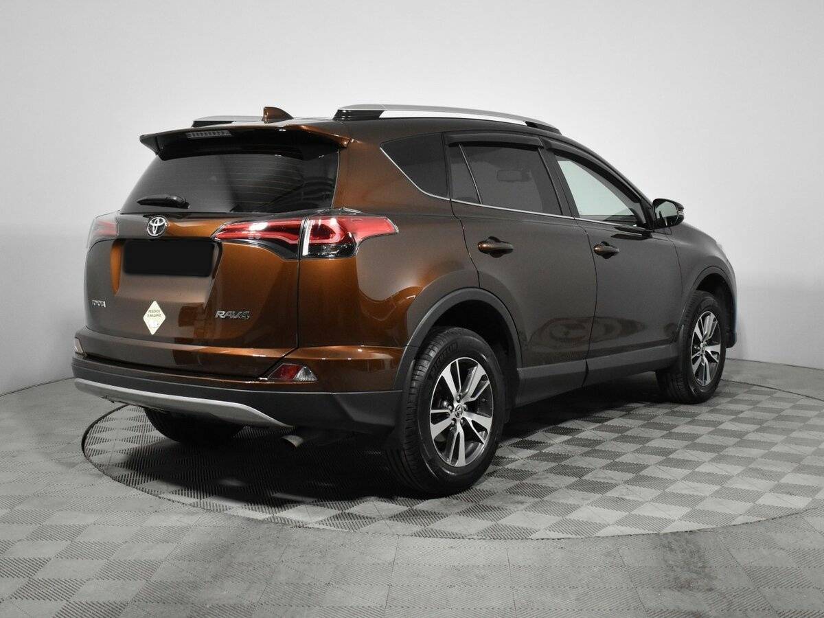 Купить Toyota RAV4 с пробегом. Фото: #7