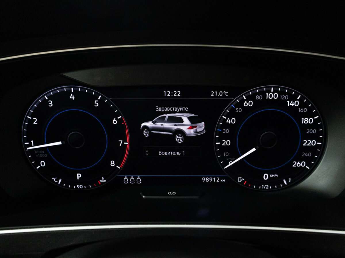 Купить Volkswagen Tiguan с пробегом. Фото: #11
