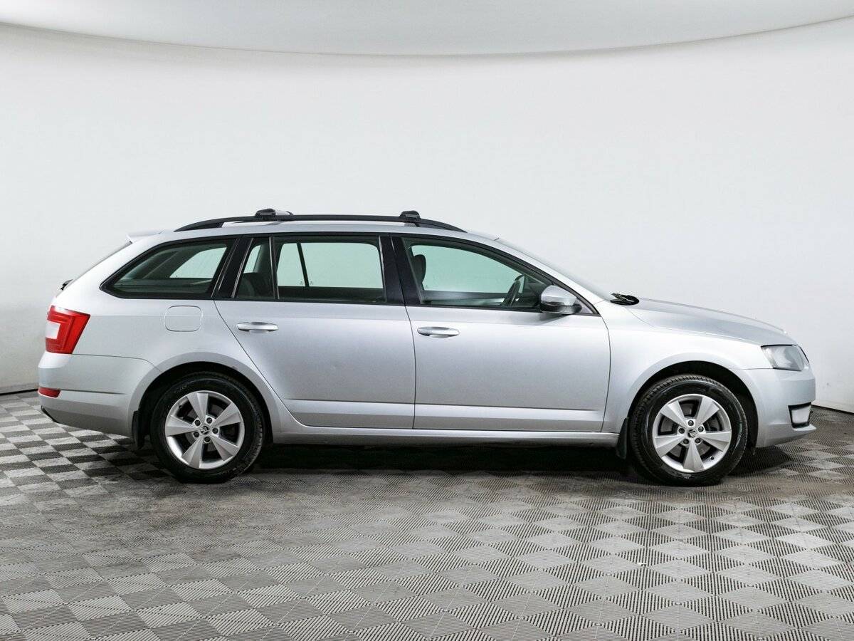 Купить Skoda Octavia с пробегом. Фото: #3