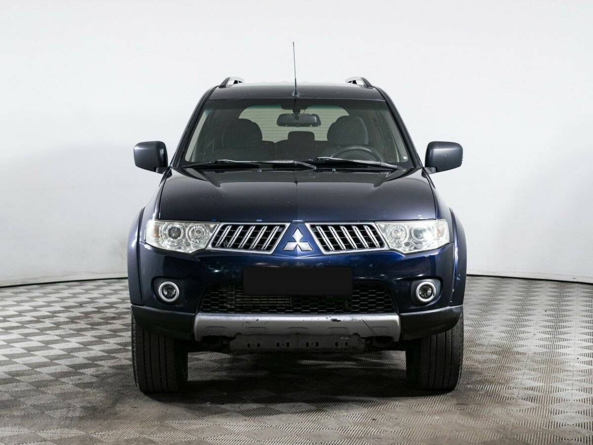 Купить Mitsubishi Pajero Sport с пробегом. Фото: #1