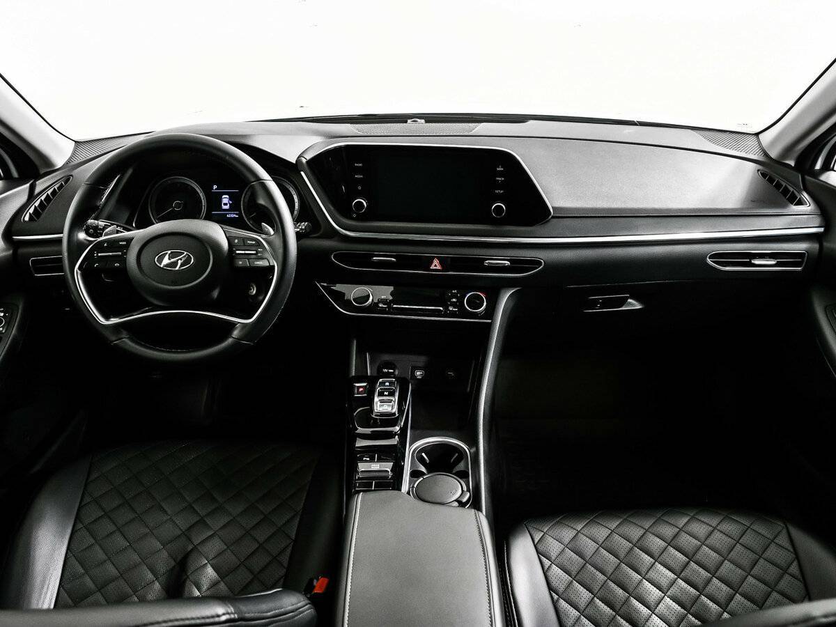 Купить Hyundai Sonata с пробегом. Фото: #10