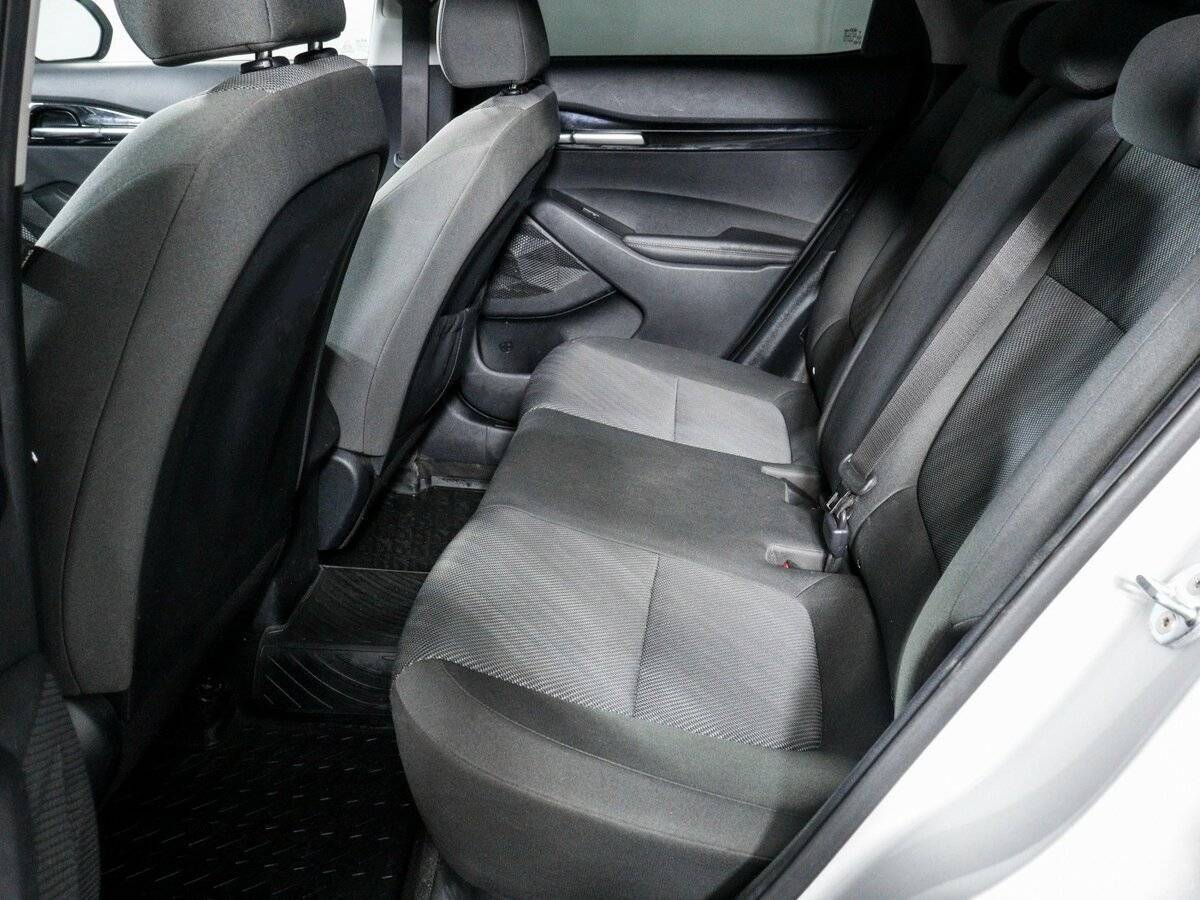 Купить Kia Seltos с пробегом. Фото: #9