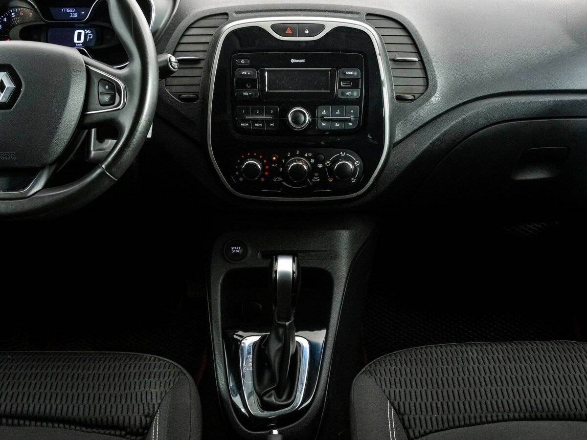 Купить Renault Kaptur с пробегом. Фото: #12