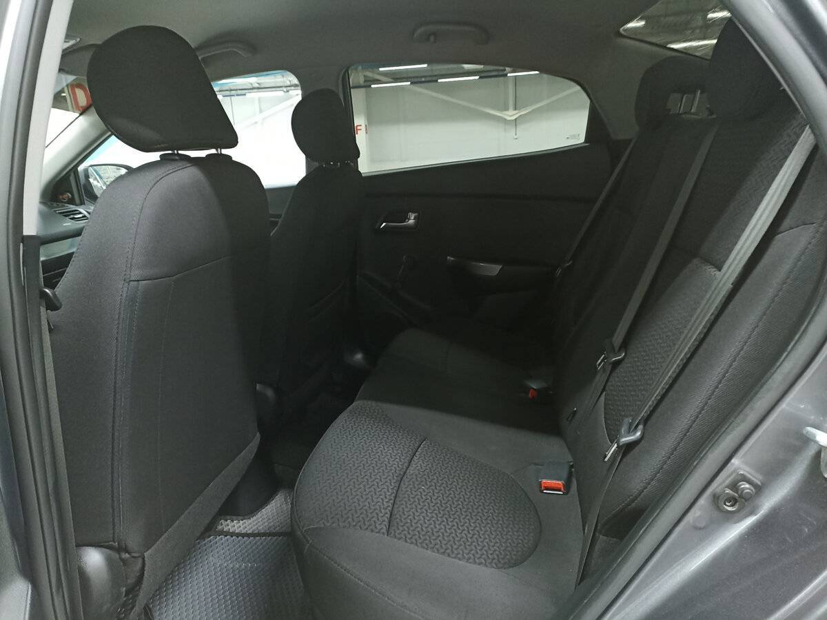 Купить Kia Rio с пробегом. Фото: #10