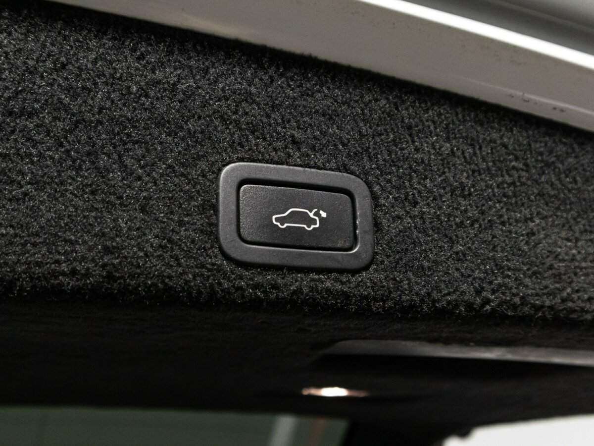 Купить Volvo XC60 с пробегом. Фото: #15