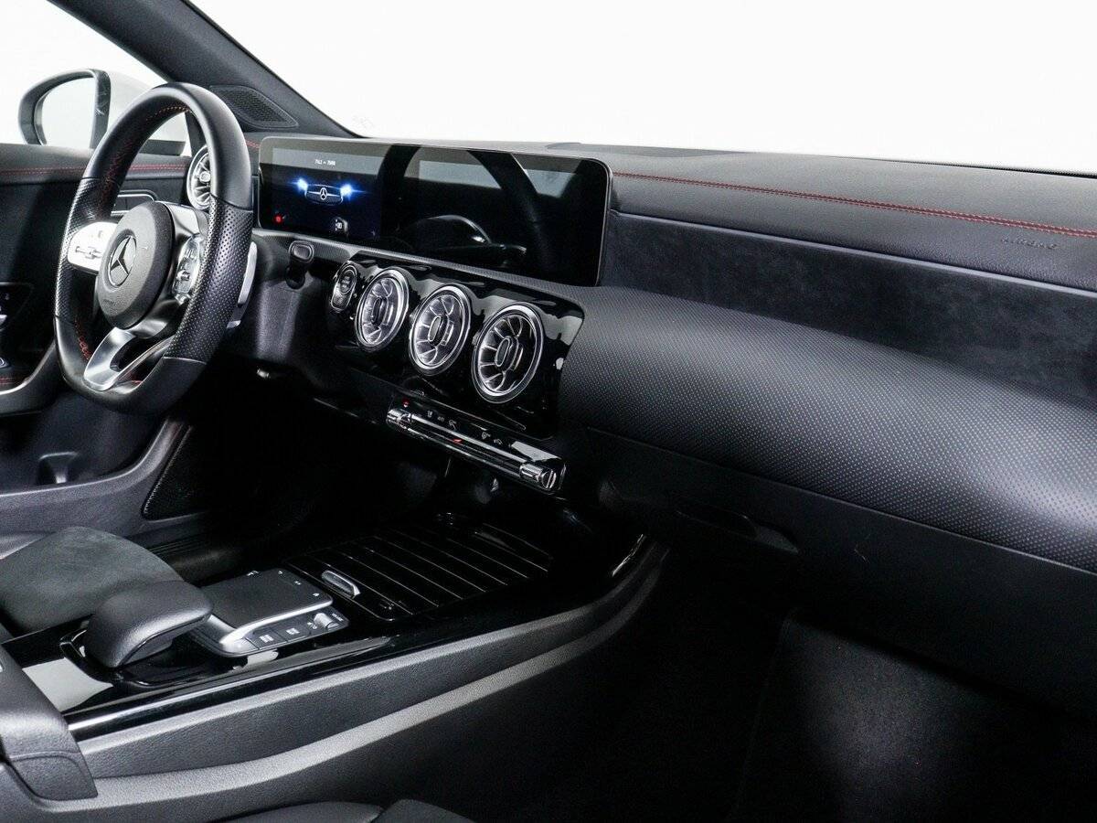 Купить Mercedes-Benz CLA с пробегом. Фото: #4