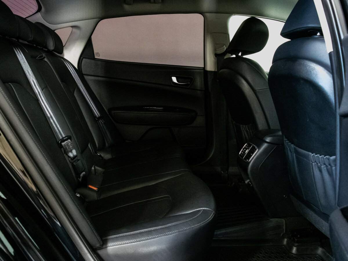 Купить Kia Optima с пробегом. Фото: #17