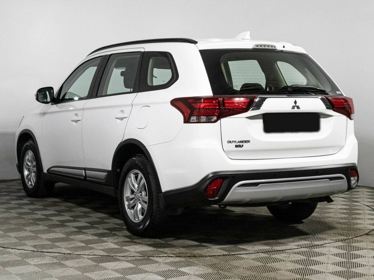 Купить Mitsubishi Outlander с пробегом. Фото: #6