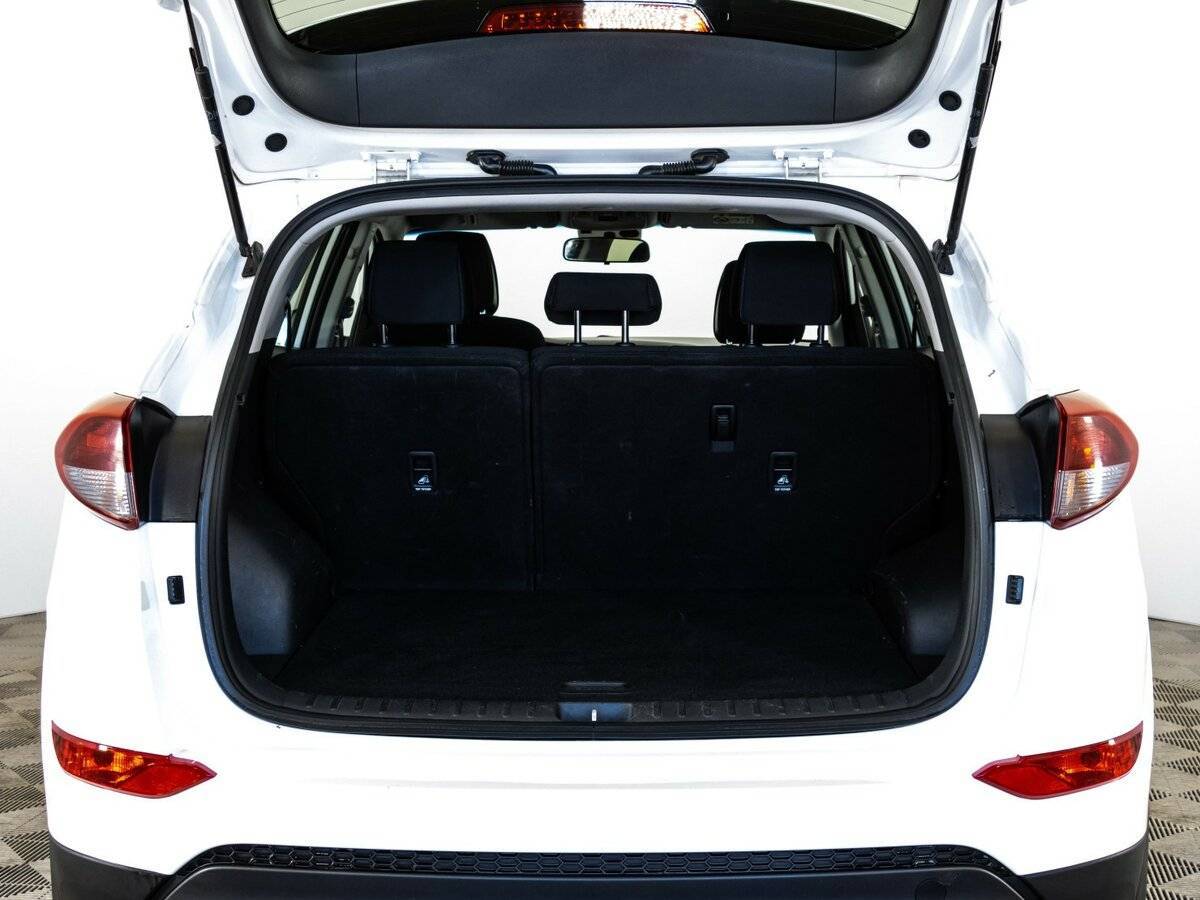 Купить Hyundai Tucson с пробегом. Фото: #14