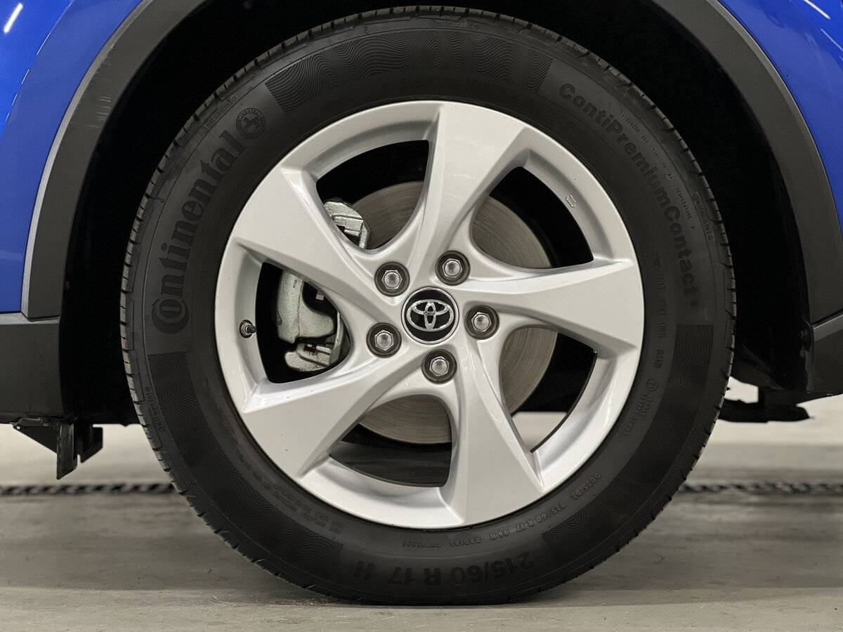 Купить Toyota C-HR с пробегом. Фото: #17