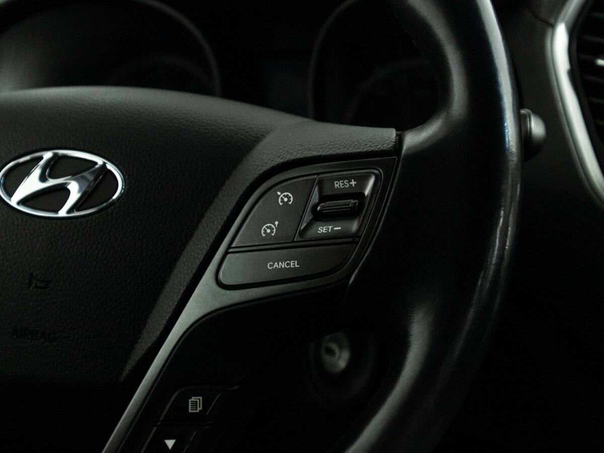 Купить Hyundai Santa Fe с пробегом. Фото: #18