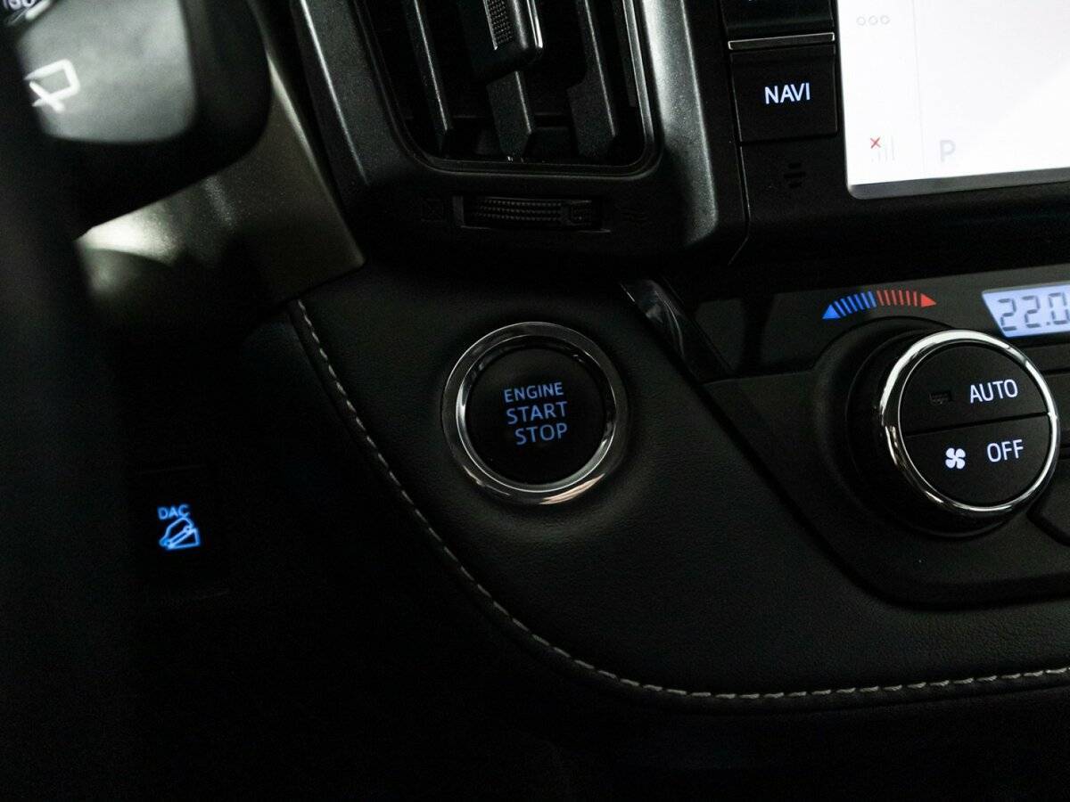 Купить Toyota RAV4 с пробегом. Фото: #21