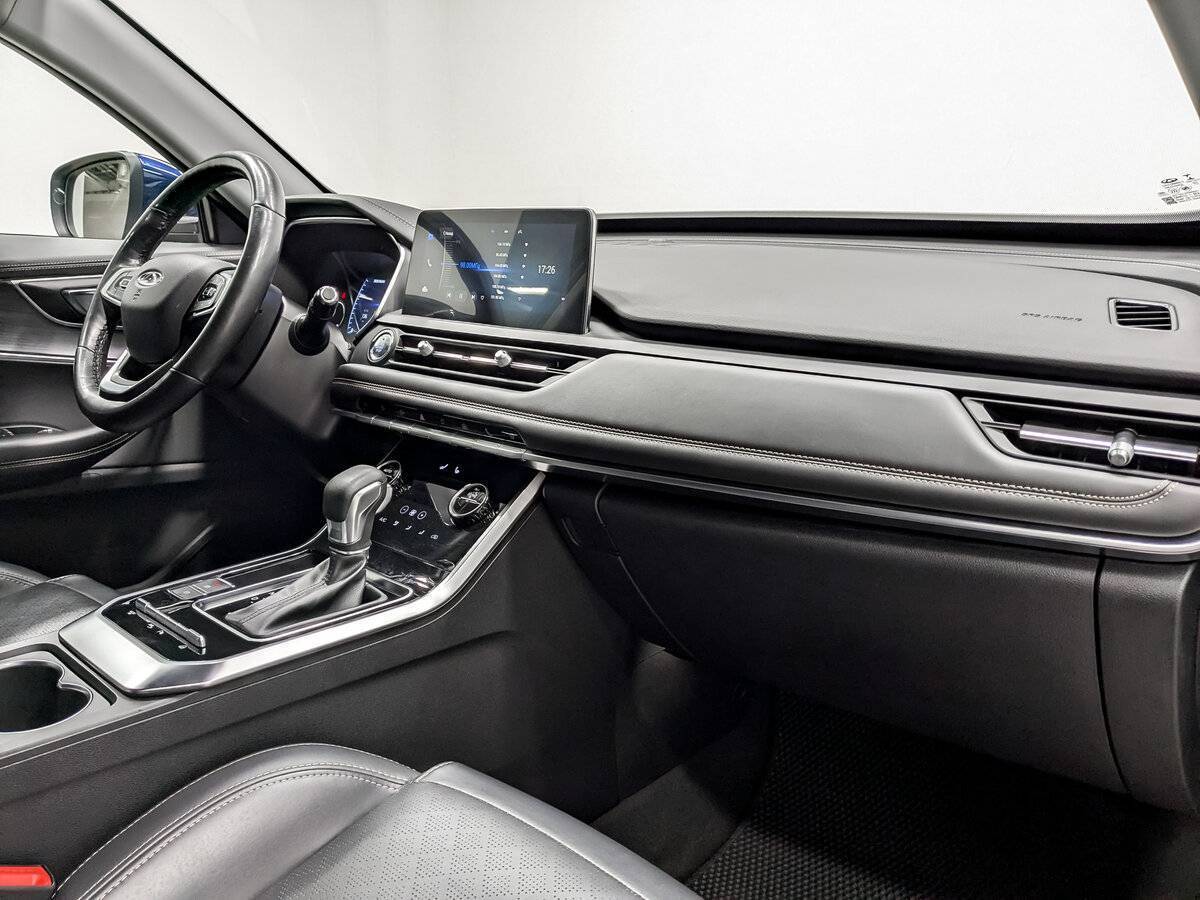 Купить Chery Tiggo 8 с пробегом. Фото: #10