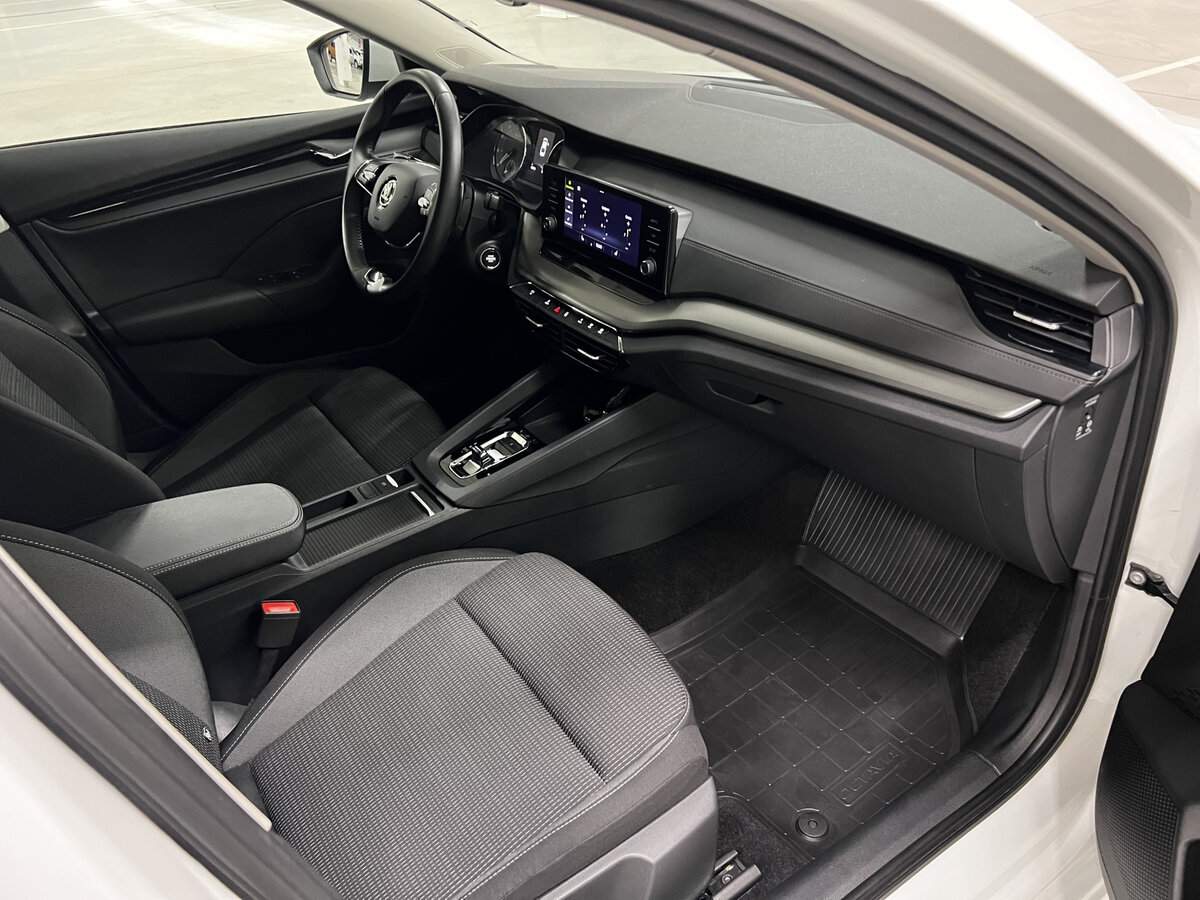 Купить Skoda Octavia с пробегом. Фото: #10