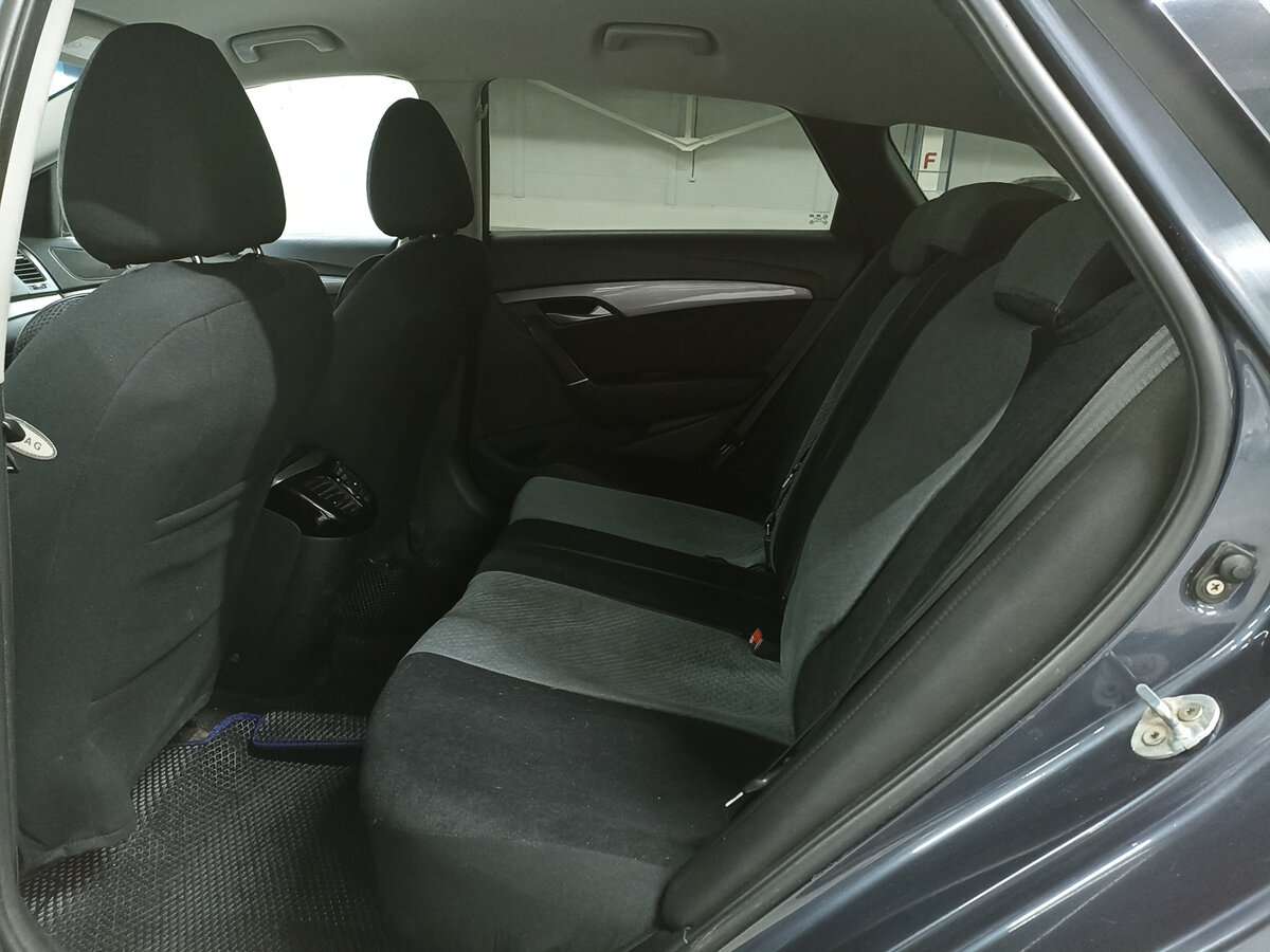 Купить Hyundai i40 с пробегом. Фото: #11