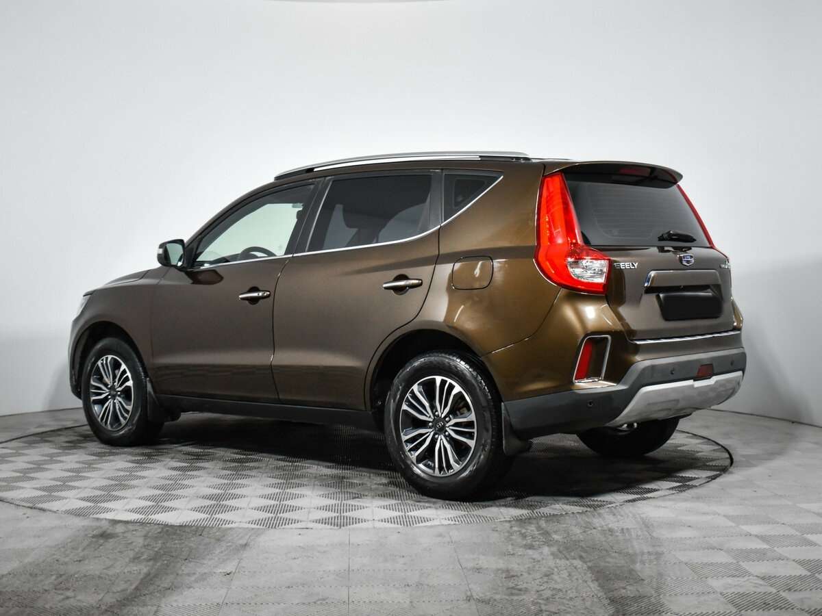 Купить Geely Emgrand X7 с пробегом. Фото: #6