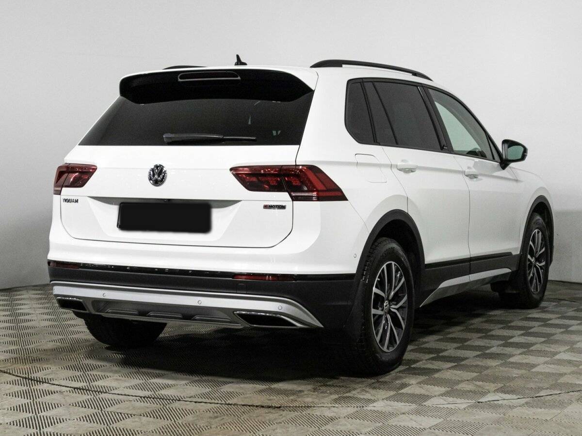 Купить Volkswagen Tiguan с пробегом. Фото: #4