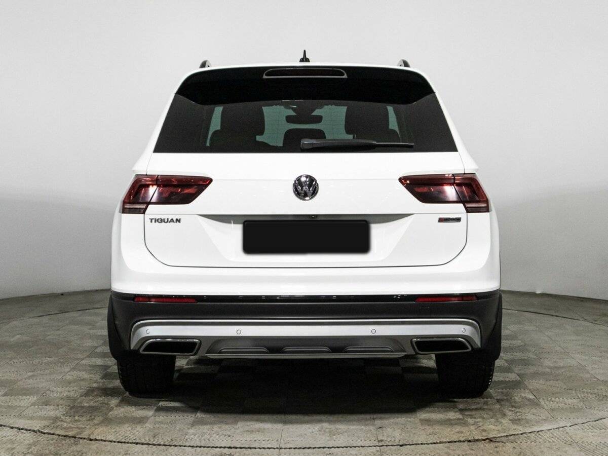 Купить Volkswagen Tiguan с пробегом. Фото: #5