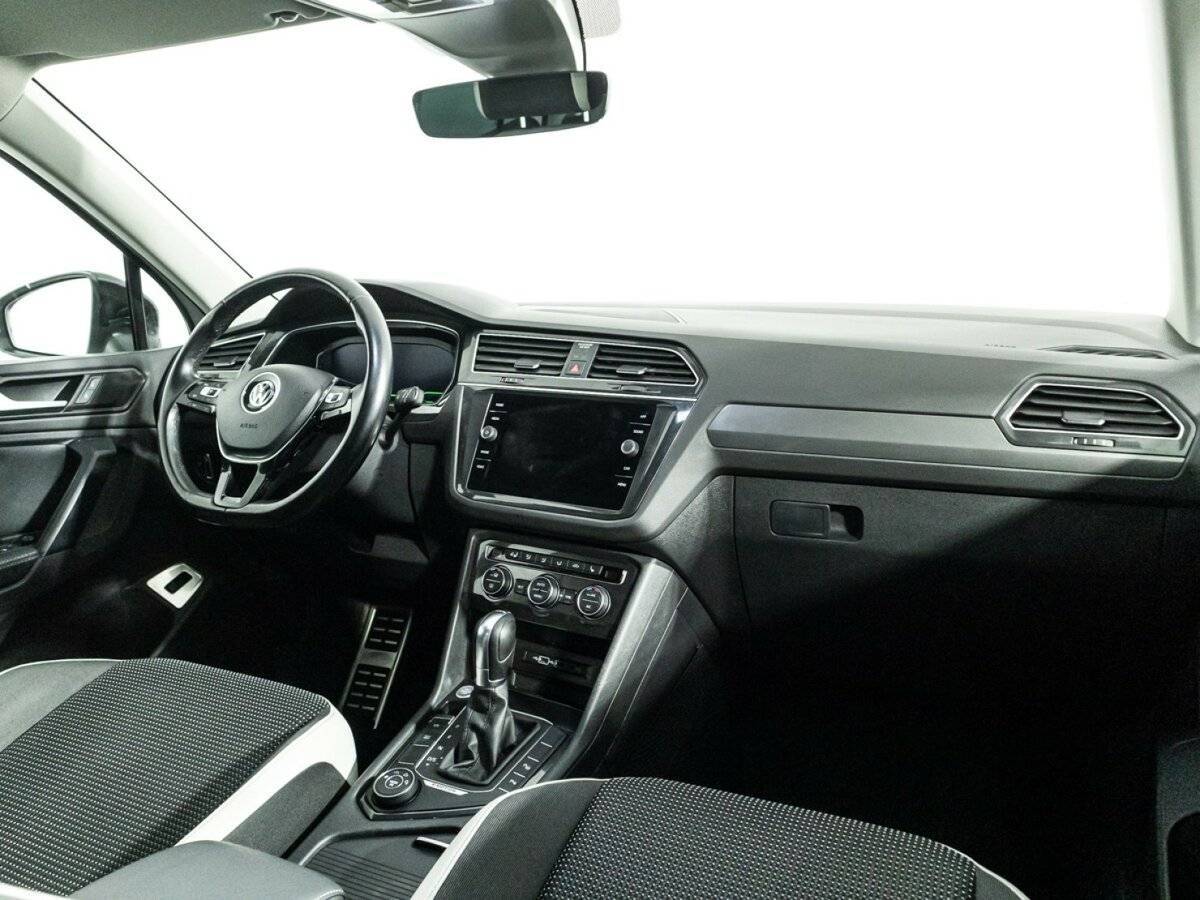Купить Volkswagen Tiguan с пробегом. Фото: #8