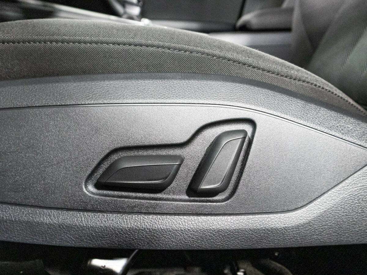 Купить Audi A4 с пробегом. Фото: #15