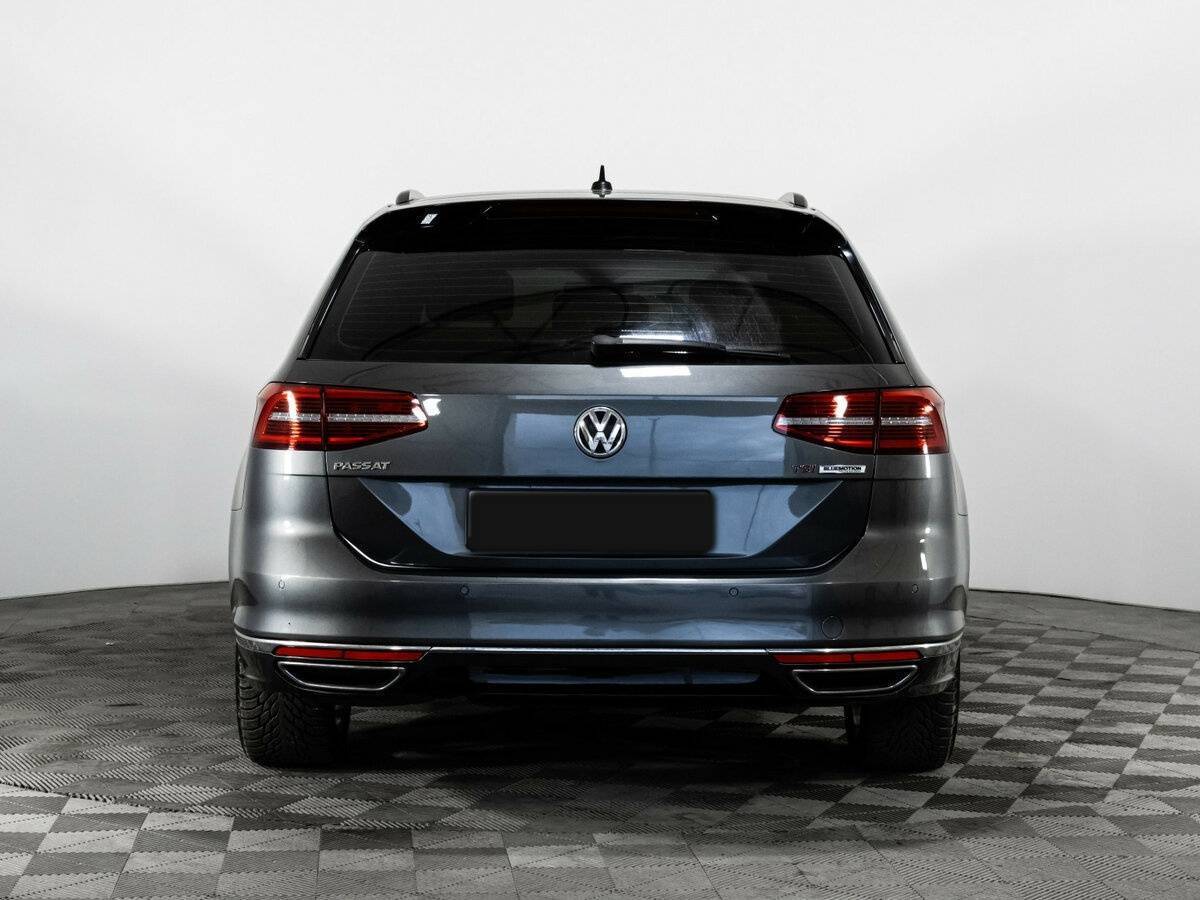 Купить Volkswagen Passat с пробегом. Фото: #5