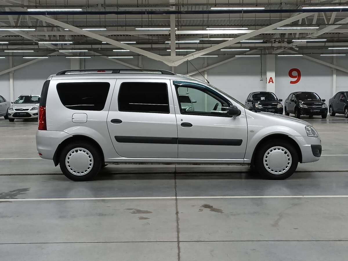 Купить Lada (ВАЗ) Largus с пробегом. Фото: #3