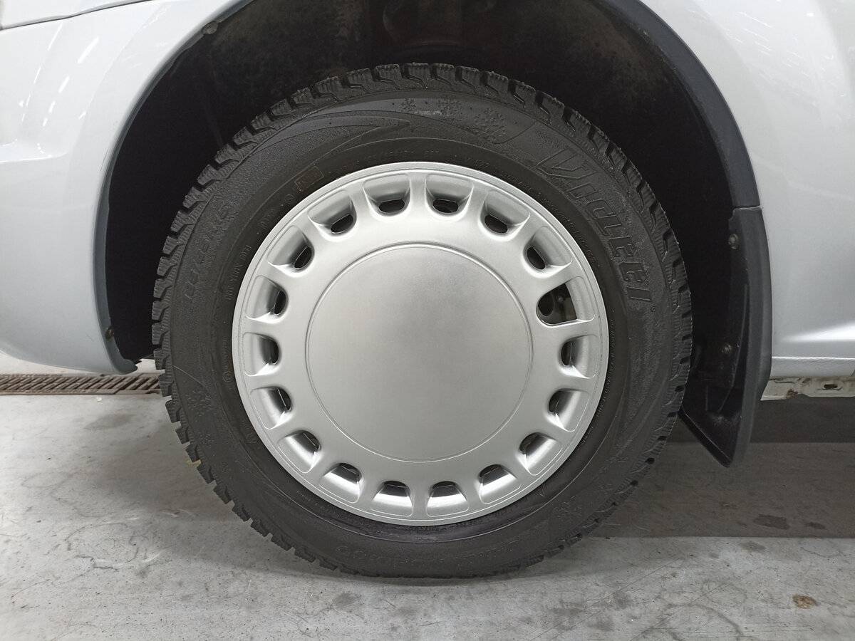 Купить Lada (ВАЗ) Largus с пробегом. Фото: #17