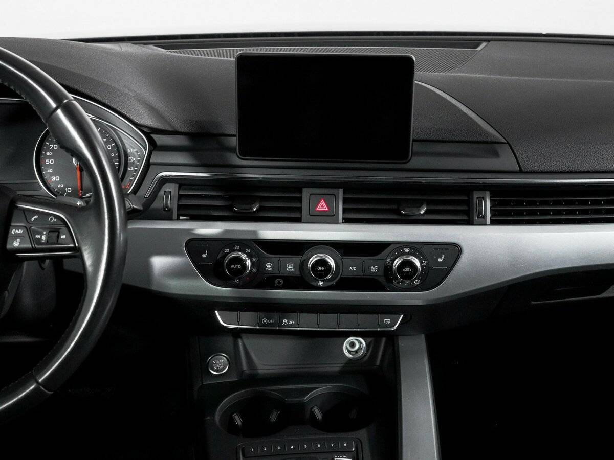 Купить Audi A4 с пробегом. Фото: #12