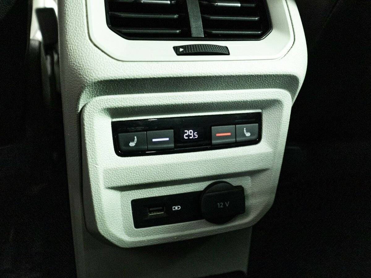 Купить Volkswagen Tiguan с пробегом. Фото: #22