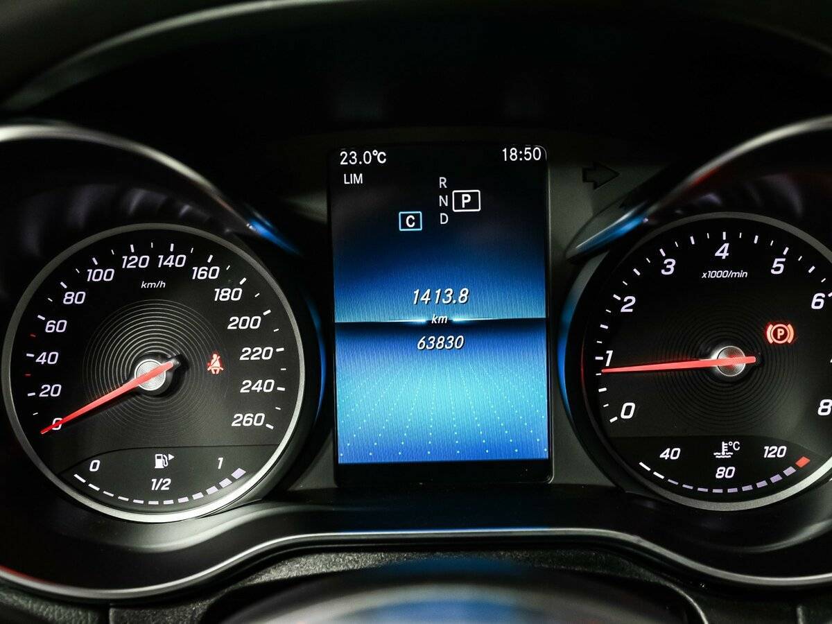 Купить Mercedes-Benz C-Класс с пробегом. Фото: #9