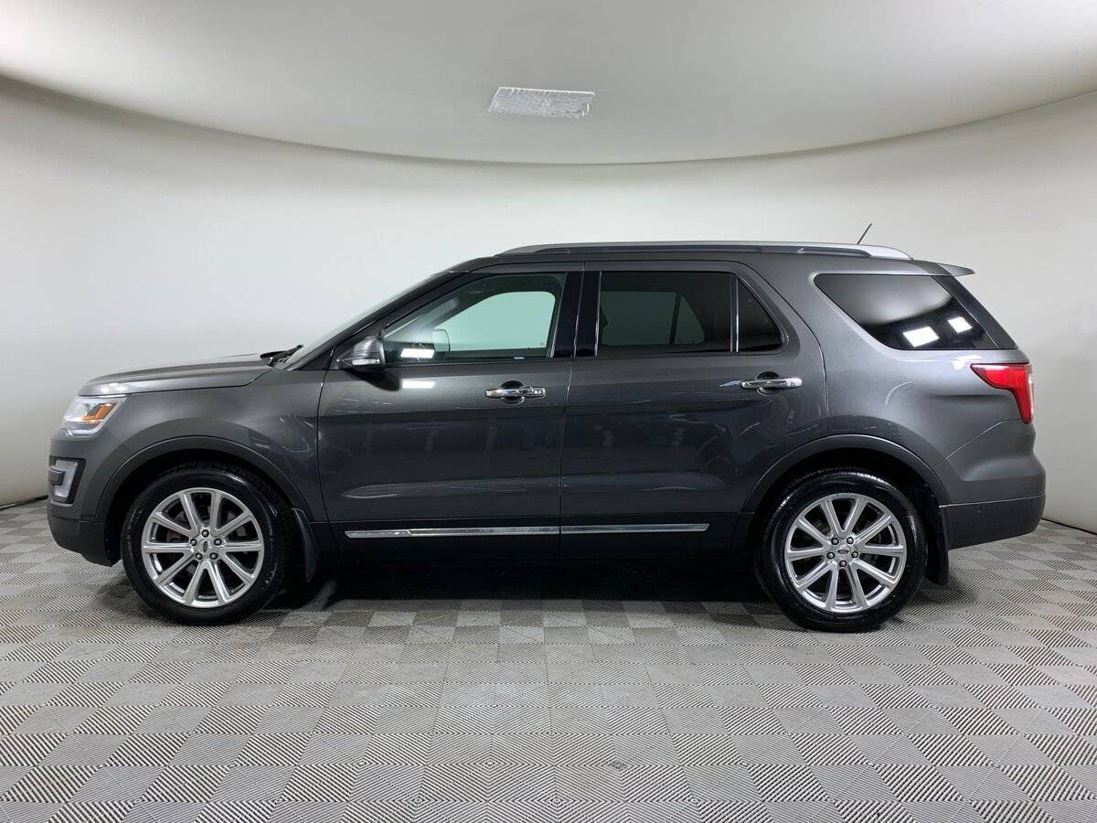 Купить Ford Explorer с пробегом. Фото: #7