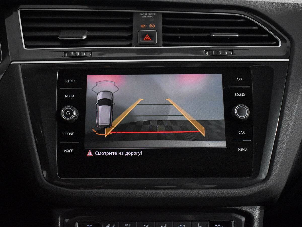 Купить Volkswagen Tiguan с пробегом. Фото: #18