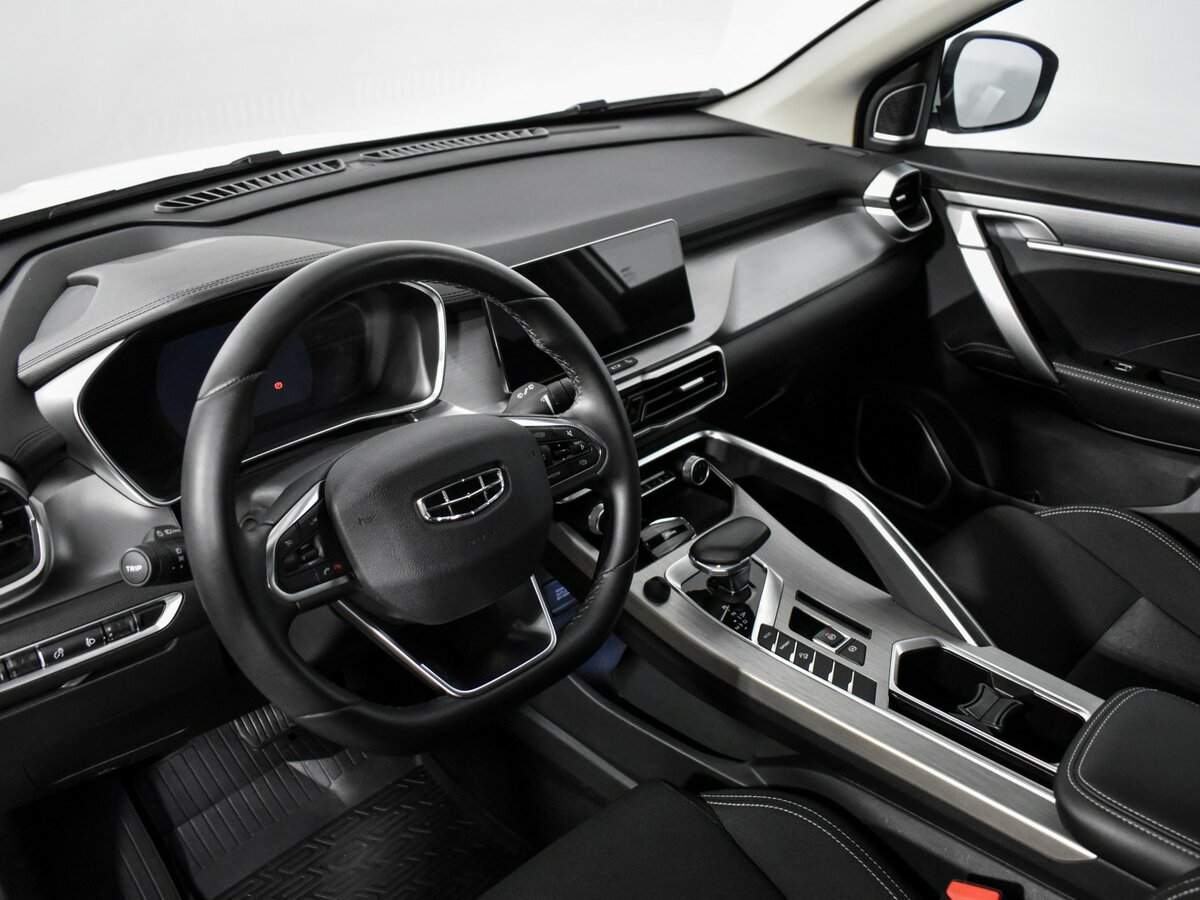 Купить Geely Coolray с пробегом. Фото: #8